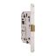 Immagine di SERRATURA INFILARE PER PORTE IN LEGNO 50x96 MM BORDO TONDO SCROCCO ABS CROMO SATINATO FUNZIONE WC ASSA ABLOY