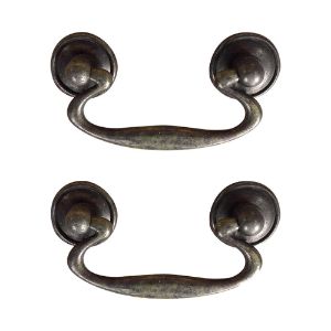 Immagine di COPPIA DI MANIGLIE PER MOBILI FINITURA ARTE POVERA Ø 90 MM PATINATA