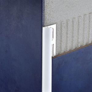 Immagine di PROFILO ANGOLARE ESTERNO PVC 8 MM BIANCO L. 2,70 MT