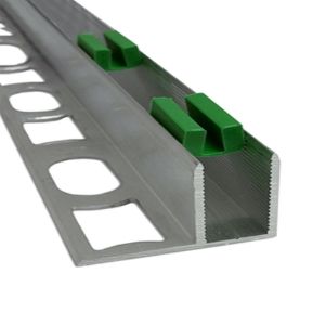 Immagine di BASE PER PROFILI UNISYSTEM PLUS ALLUMINIO SPESSORE 6,5/10 270 CM (PER LAMINATO)