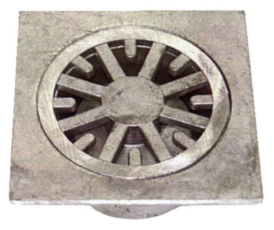 Immagine di GRIGLIA ALLUMINIO SIFONATA 15x15 CM SPESSORE 8 CM