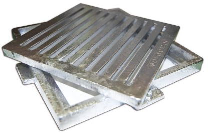 Immagine di GRIGLIA ALLUMINIO RIGATA 15x15 CM SPESSORE 1,5 CM