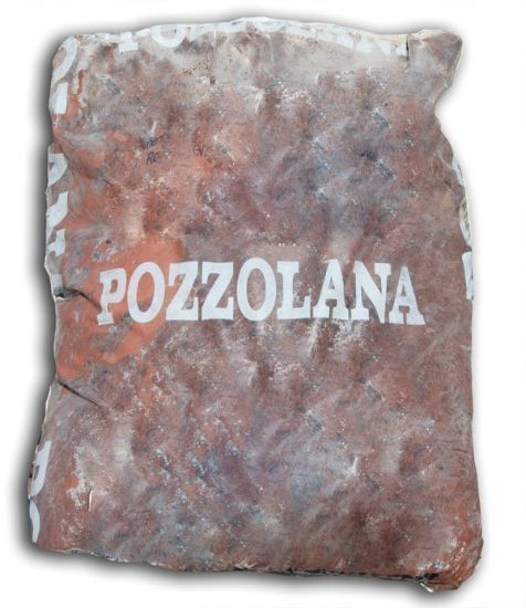 Immagine di SACCO DI POZZOLANA VULCANICA ROSSA