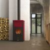 Immagine di TERMO STUFA A LEGNA TERMO ARIANNA 15,5 KW RIVESTIMENTO MAIOLICA BORDEAUX COLA